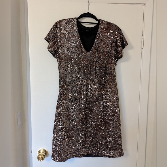 RW&CO Sequined Dress, size L, black & silver & brown. - Picture 2 of 4